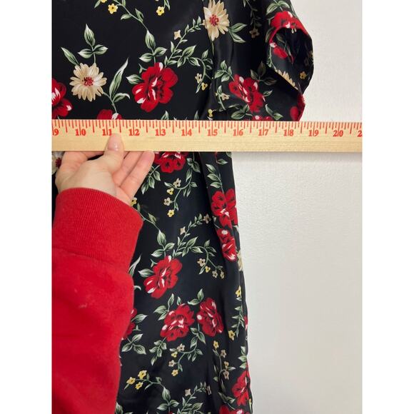 Vintage Bentley Black Floral Polyester Career Short Sleeve Blouse Womens Size Sm - Picture 9 of 9